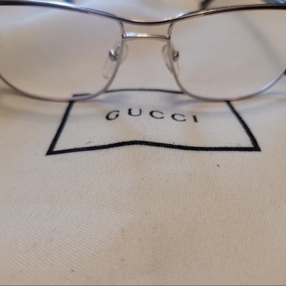 Gucci Glasses - Picture 2 of 5